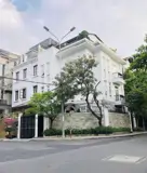 Cho thuê nhà phố 2 mặt tiền đường Hoa Đào, Quận Phú Nhuận - Vị trí đẹp, tiện kinh doanh - Ảnh 1