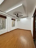 Nhà Đẹp Gần Ngã Tư Trường Chinh: 40m2, 5 Tầng, Ô Tô Tránh, Giá 7 Tỷ - Ảnh 3