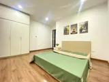 Bán Gấp Căn Hộ 2PN, 80m², Khuất Duy Tiến - Giá 5.1 Tỷ - Ảnh 1