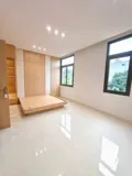 Bán nhà Quận 12: 1 Trệt 2 Lầu, 90m2, SHR, Hẻm Xe Hơi - Giá Tốt - Ảnh 3