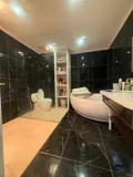 Bán Chung Cư Mặt Phố Thái Hà: 171m2, 4PN, Full Nội Thất, Vị Trí Kim Cương - Ảnh 4