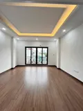 Nhà Mới Khương Đình - Có Thang Máy, 70m Ra Phố - Giá 8 Tỷ - Ảnh 1