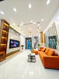 Nhà đẹp Hai Bà Trưng: 50m2, 5 Tầng, Thang Máy, Ngõ Thông - Ảnh 1