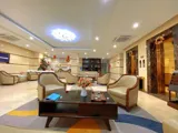 Tòa Apartment Cao Cấp Dịch Vọng Hậu - Mặt Phố, 300m2, Sinh Lợi Cao - Ảnh 2