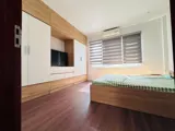 Nhà phố Ngô Gia Tự - Long Biên: Thang Máy, Ô Tô Đỗ Cổng, Giá 8 Tỷ - Ảnh 2