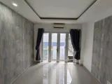 Bán Nhà Hẻm Xe Hơi Quận 10: 3 Tầng, Vị Trí Đắc Địa, Pháp Lý Sổ Hồng - Ảnh 1