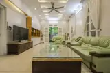 Nhà đẹp trung tâm Hoàng Quốc Việt - Hà Nội | 6 tầng, ô tô đỗ cửa - ảnh 4