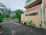 Biệt Thự KDC T30 Phạm Hùng: 1 Trệt 2 Lầu, 10x20m, Giá 18.5 Tỷ - Ảnh 3
