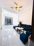 Bán Gấp Nhà Đúc Gian Long Biên - 8 tỷ - Vị Trí Đẹp, Ô Tô Đỗ Cửa - Ảnh 1