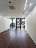 Bán nhà phố Hoàng Văn Thái - 502m2 - 5 tầng - Gara Oto - Kinh Doanh - Giá Tốt - Ảnh 1