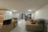 Bán Biệt Thự Liền Kề Q.6, Đường Số 10, 4X12m, 2 Tầng, 4Pn, Sổ Hồng, Giá 8.3 Tỷ - Ảnh 3