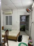 Nhà Nguyên Căn Quận 10 - Hẻm Xe Hơi, 4PN - Cho Thuê Giá Tốt - Ảnh 2