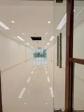 Mặt Phố Nguyễn Khang - Tòa Vp 8 Tầng - 80M² - Vỉa Hè - View Sông - Sổ Vuông Đét - Ảnh 3