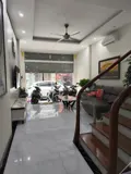 Bán nhà phố Bùi Xương Trạch, Ngã Tư Sở - Vị trí đẹp, Sổ đỏ chính chủ - Ảnh 1
