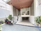 Bán Nhà Hầm + 5 Lầu Hẻm Xe Tải Gần Quốc Lộ 13 - Ngay Nút Giao Cầu Vượt Bình Phước - Ảnh 1