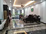 Bán Nhà Phân Lô Huỳnh Thúc Kháng - Sổ Đỏ 80M 5 Tầng - Vỉa Hè Rộng, 2 Mặt Ngõ - Kinh Doanh - Ảnh 2