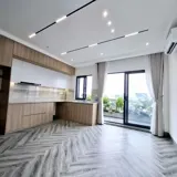 Bán Nhà Mới -Đẹp -Full Nội Thất-Ô Tô Đô Cửa  Phố Trạm 37M2 X 6 Tầng Mặt Tiền 4.5M,11.5 Tỷ Long - Ảnh 3