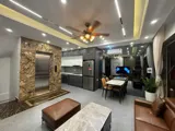 Bán Nhà Phố Trạm 41M 6 Tầng Thang Máy Mt5.5m Gara Ô Tô 14 Tỷ - Ảnh 2
