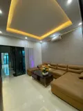 Bán Nhà 4 Tầng Cầu Thang Máy Hiện Đại Nằm Ngay Mặt Đường Ngô Thì Nhậm - Ảnh 3