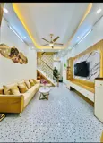 Đẹp - 3 Tầng - Tận Cửa - 40M2 - Sẵn Nội Thất Xịn - Sổ Vuông A4 - Chỉ 5.X Tỷ - Khu Này Không Có - Ảnh 2