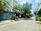 Nhà Vip Đường Nguyễn Văn Khối, P8 Gò Vấp – 4 Tầng Đối Diện Công Viên Làng Hoa – Chỉ 11 Tỷ - Ảnh 2
