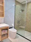 Cho Thuê Nhà, Thang Máy, 158M2- 4,5T, Trần Quốc Hoàn, Phạm Tuấn Tài - ảnh 2