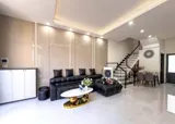 Bán Nhà Cổ Linh Dân Xây - 9 Tỷ Ô Tô Đỗ Cửa - Nhà Đẹp , Mới Full Nội Thất - Ảnh 2