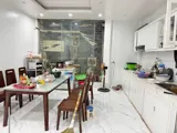 Sống Giữa Trung Tâm Giải Trí Công Viên Nước Hồ Tây– Nhà Đẹp Trịnh Công Sơn - Ảnh 1