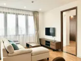 Siêu Dòng Tiền View Hồ Tây Phố Võng Thị 90M 8T Mt 7,6M Giá 52 Tỷ Ngõ Thông- Gần Ô Tô - Ảnh 2