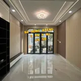 Bán Nhà Gấp Đã Giãm 500 Triu Ngang 8.8 X 8.8 Nở 9M Đúc Bê Tông Q4 Trung Tâm - Ảnh 2