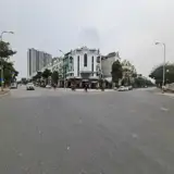 Vơ Nơ, Bán Gấp Nhà 80M2 5 Tầng Trâu Quỳ, Gia Lâm, Trục Chính Kinh Doanh. Lh 0989894845 - Ảnh 1