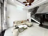 Bán Nhà 2,5 Tầng Đường Nguyễn Huy Lượng - Gần Biển - ảnh 1