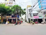 Nhà 2,5 Tầng Đường Biệt Thự _ Hẻm Ô Tô Thông ] * Cách Biển Trần Phú : 300M * Giá : 4,3 Tỷ - ảnh 4