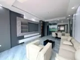 Bán Nhà Bát Khối 51M 7 Tầng Mt4m Thang Máy Gara Ô Tô Nhỉnh 14 Tỷ - Ảnh 2