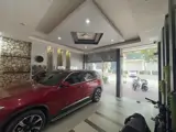 Cho Thuê Nhà 5 Tầng Mặt Phố Long Biên - Giá 35tr/tháng - Vị Trí Đắc Địa