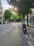 Bán Biệt Thự Mặt Phố Thọ Tháp, Cầu Giấy - 200m2, Full Nội Thất, Giá Tốt