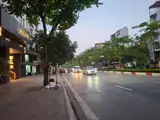 Bán Nhà Mặt Phố Cổ Linh 90M2- 4 Tầng- Kinh Doanh Đắc Địa- Hơn 30 Tỷ