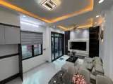 Bán nhà Giáp Bát, HN, DT 50 m2, 5 tầng, giá bán 9.95 tỷ