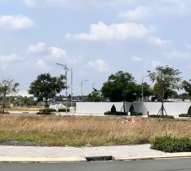 Bán Đất Nền Củ Chi - 150m2, SHR, Giá 2.2 Tỷ - Ngân 0965.579.178