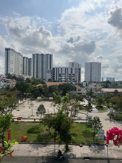 Cho Thuê Nhà Mặt Tiền Võ Liêm Sơn, Quận 8 - View Công Viên, Gần Aeon