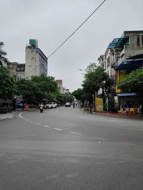 🏡 Cho Thuê Nhà Mặt Phố Chiến Thắng 6 Tầng - Lô Góc View Đẹp, Hà Đông