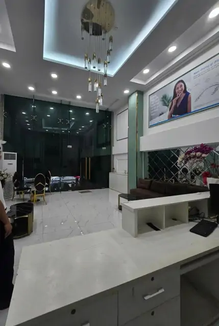 Cho Thuê Tòa Nhà Mặt Tiền Quận 3, TP.HCM - 10.500 USD/Tháng