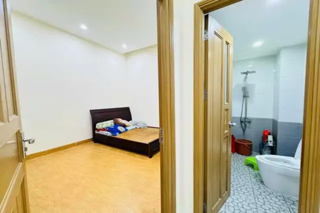 Bán Nhà 3 Tầng 3 Mê Kiệt Ô Tô – Tôn Đản – Full Nội Thất Y Hình