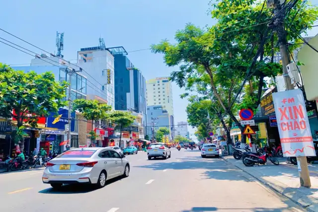 Bán Nhà Mặt Tiền Nguyễn Văn Thoại – Trục Chính Ra Biển Mỹ Khê – Kinh Doanh Sầm Uất