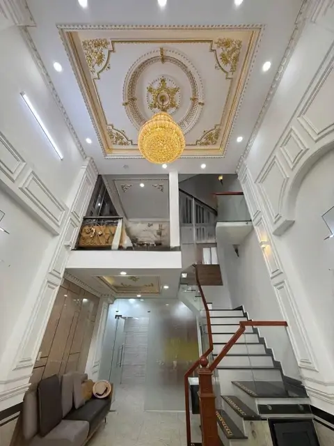 Cho Thuê Nhà Nguyên Căn Mặt Tiền Quốc Lộ 13, Thủ Đức - Gần Cầu Bình Triệu