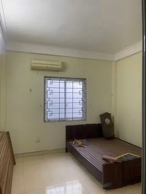 Cho Thuê Nhà Minh Khai, Hai Bà Trưng: 5 Phòng Ngủ, Gần Chợ, Ô Tô Đỗ Cửa