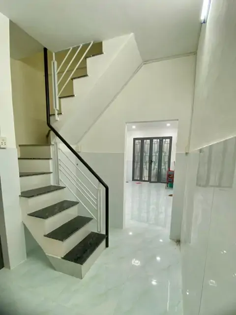 Nhà Cho Thuê Nguyên Căn Quận 11 - Gần Đường 3/2 - Giá 9tr/Tháng