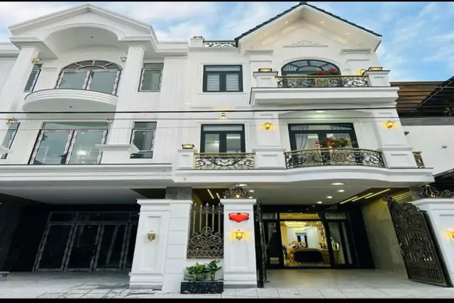 + Đất Phú Mỹ An Fpt, Chính Chủ, Đối Diện Dãy Khu Phức Hợp Căn Hộ Cao Cấp, Sát Sông, Đi Bộ Vài Phút