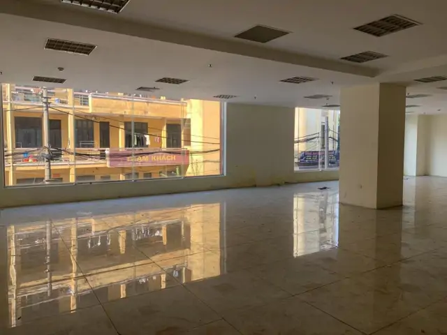 Chính chủ cho thuê mặt bằng Phạm Văn Đồng - 610m² - Giá Tốt