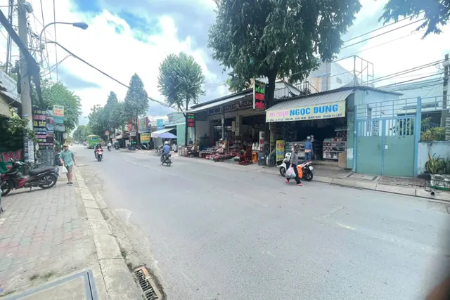 Cho Thuê Nhà Nguyên Căn Tỉnh Lộ 10 Tân Tạo Bình Tân 4X30 Tl Giá 24Tr/tháng